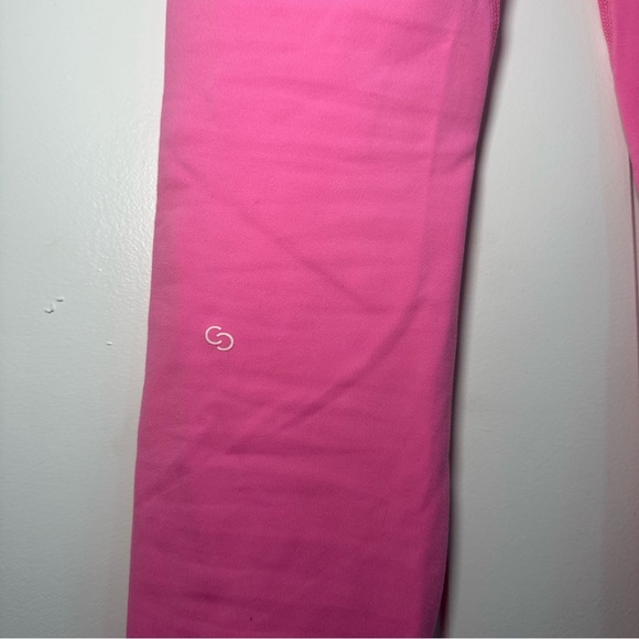 Courtney Cahoon x ACTA pink bra & leggings set - Picture 5 of 9